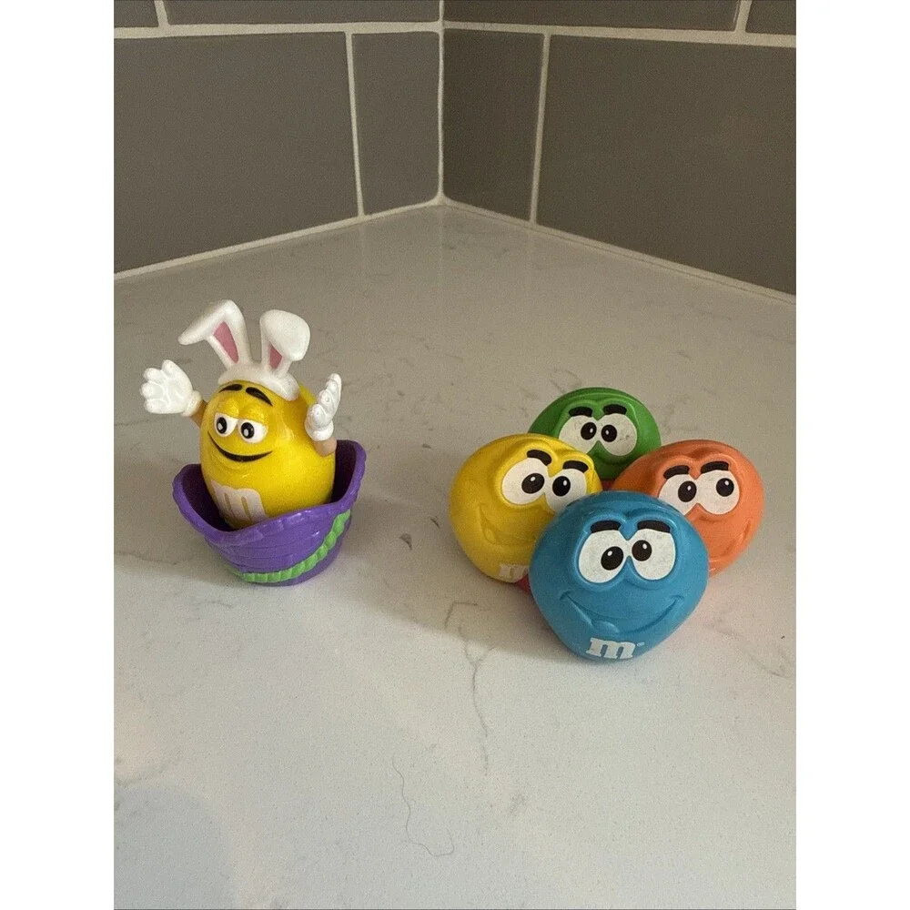 M&Ms Vintage Character Wheeled Toy 1997 and Easter Egg 1999 Burger King Mars Inc